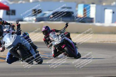 media/Dec-18-2022-SoCal Trackdays (Sun) [[8099a50955]]/Turn 2 (950am)/